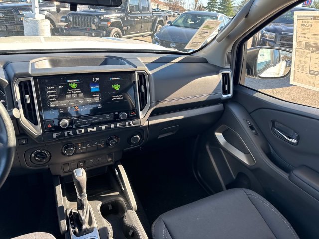 New 2026 Nissan Frontier SV w/ Tow Package AWD/4WD image 17