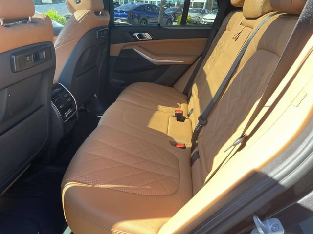 Used 2023 BMW X5 xDrive45e w/ Executive Package AWD/4WD image 11