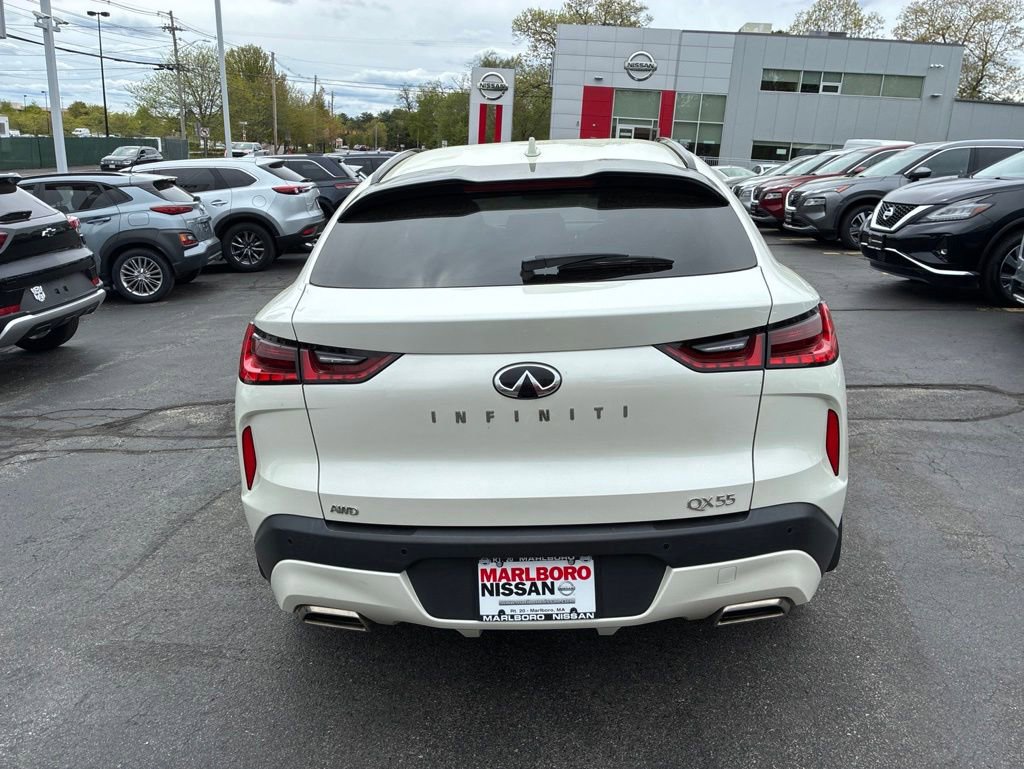 Used 2023 INFINITI QX55 Essential AWD/4WD image 3