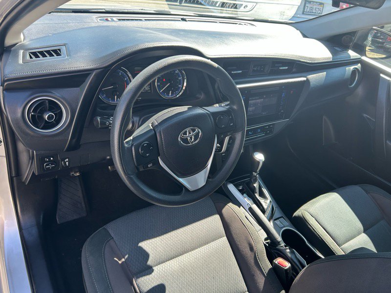 Used 2018 Toyota Corolla L image 8