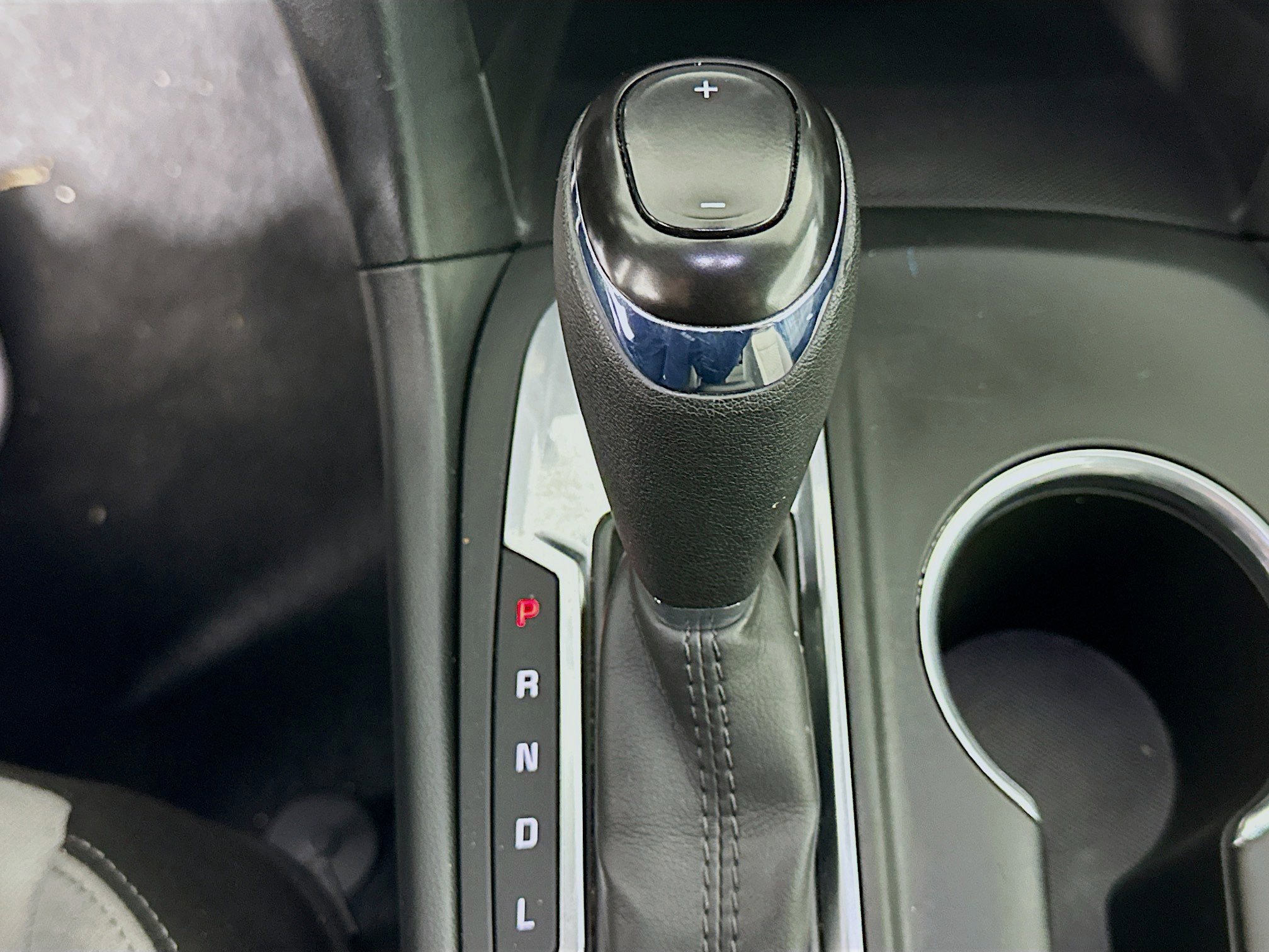 Used 2019 Chevrolet Equinox LS w/ LS Convenience Package image 24