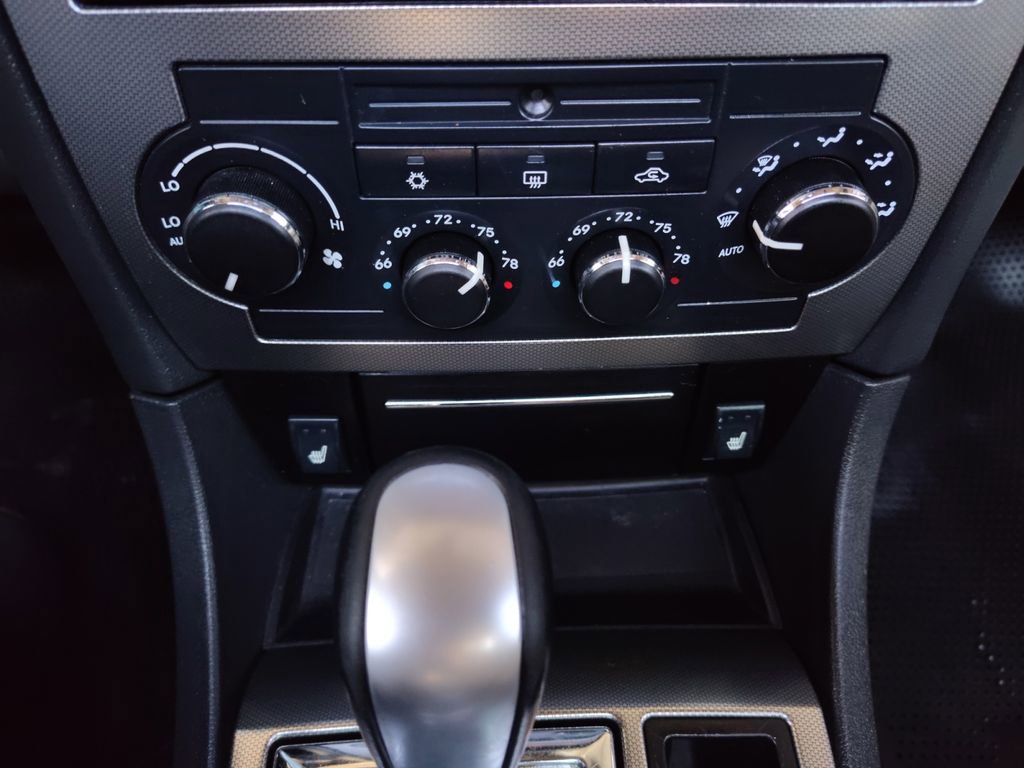 Used 2006 Chrysler 300 SRT8 w/ SRT Option Group II image 4