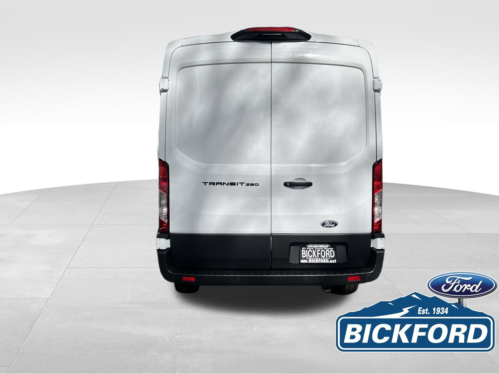 New 2026 Ford Transit 250 148 Medium Roof RWD image 8