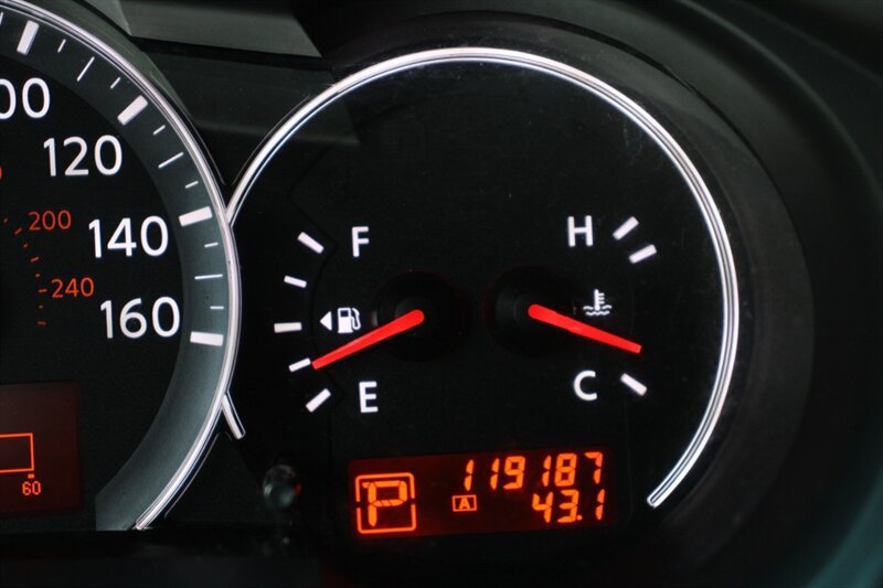Used 2012 Nissan Altima 2.5 S FWD image 5