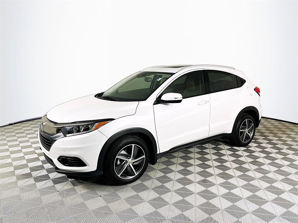 Used 2022 Honda HR-V EX-L image 3