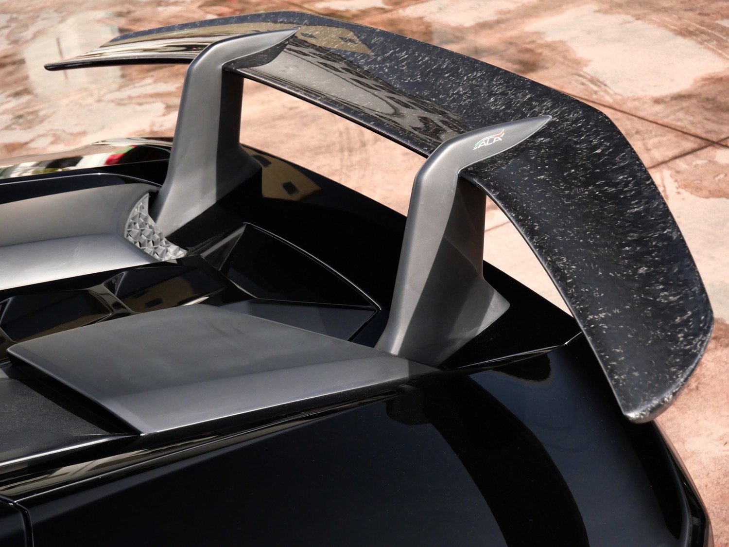 Used 2018 Lamborghini Huracan Performante image 10