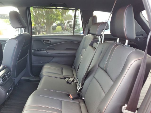 Used 2024 Honda Passport TrailSport image 17