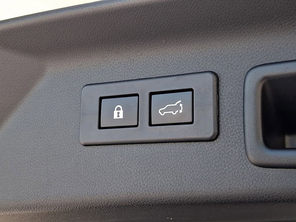 Used 2025 Subaru Forester Limited w/ Popular Package #2 AWD/4WD image 31