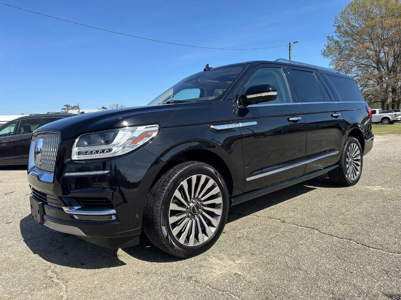 Used 2019 Lincoln Navigator L Reserve image 8