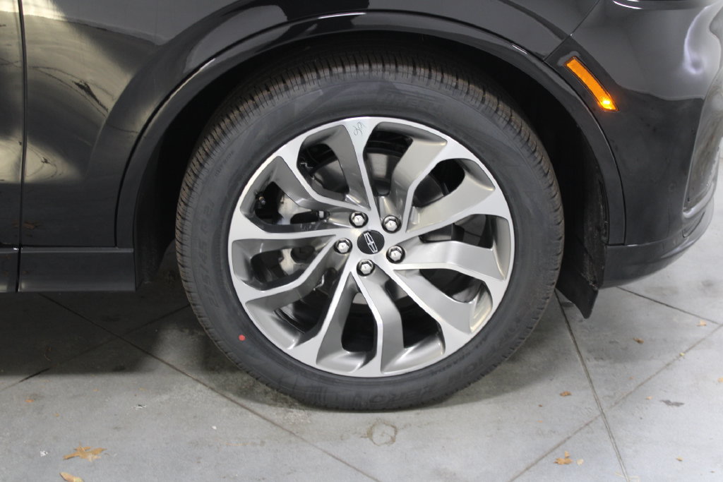 New 2026 Lincoln Aviator 2WD image 12
