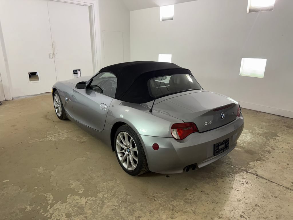 Used 2007 BMW Z4 3.0i RWD image 4