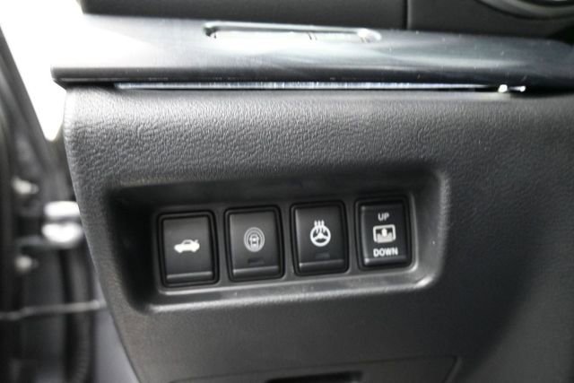 Used 2022 Nissan Maxima Platinum w/ Sport Mat Group FWD image 22