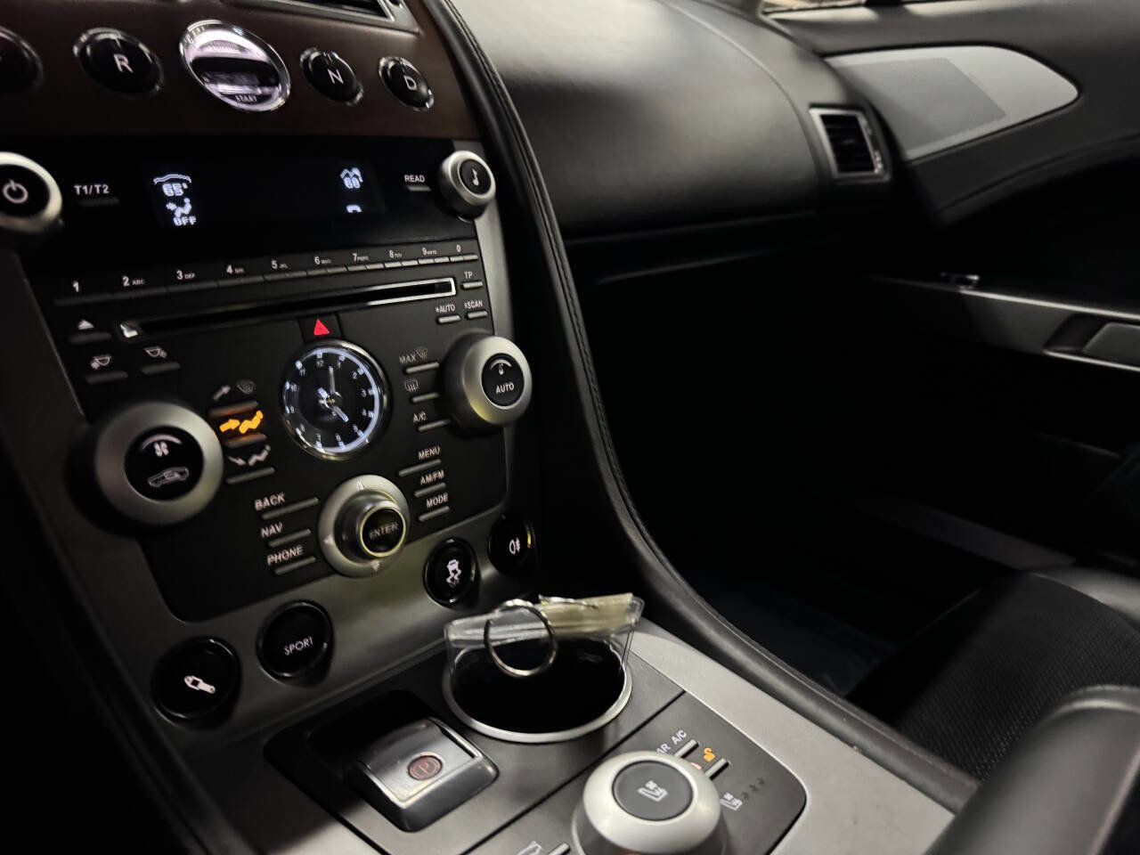 Used 2011 Aston Martin Rapide image 26