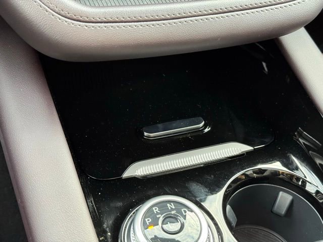 Certified 2025 Ford Explorer Platinum w/ Ultimate Package image 18