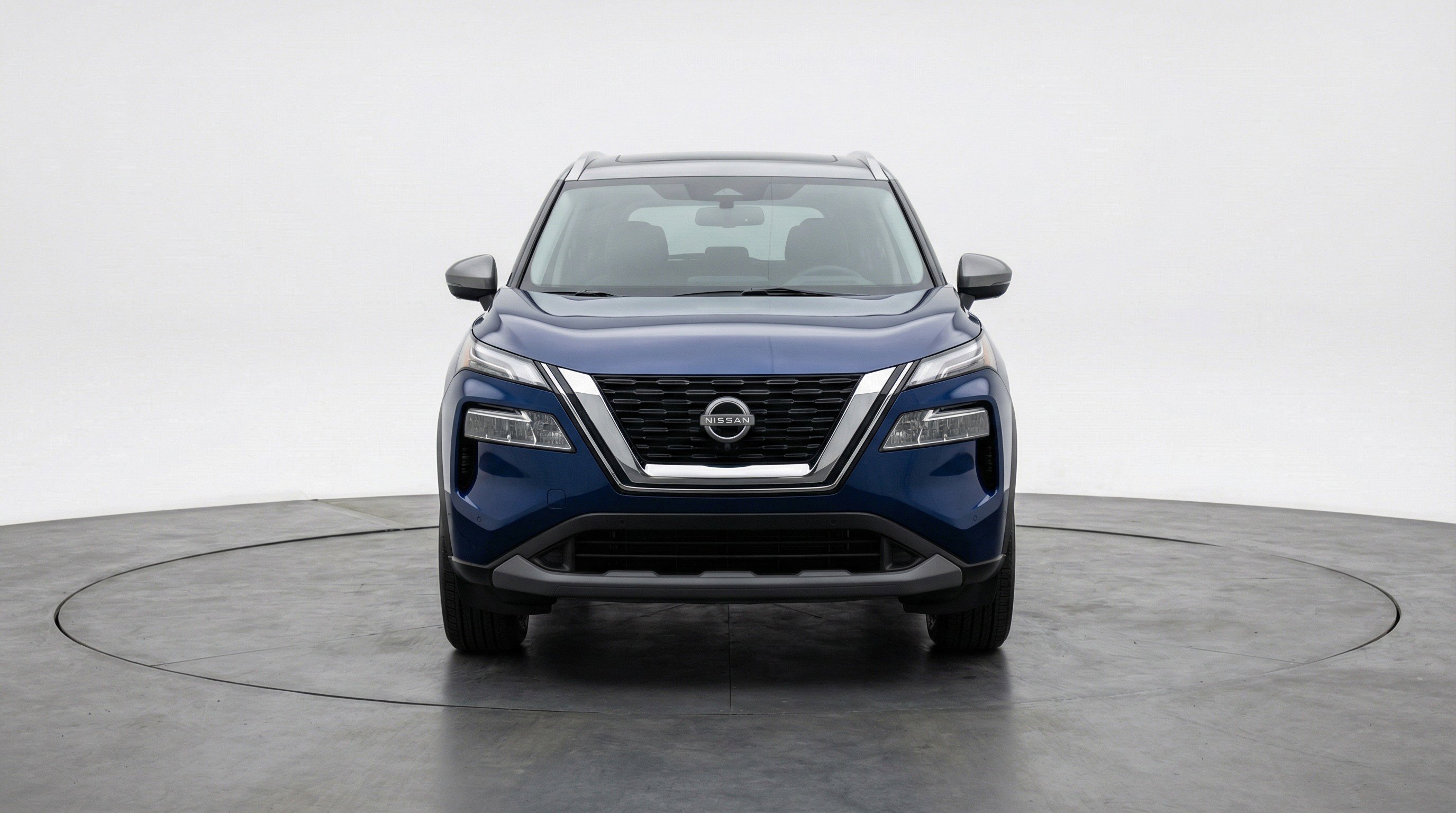 Used 2025 Nissan Rogue SV image 2