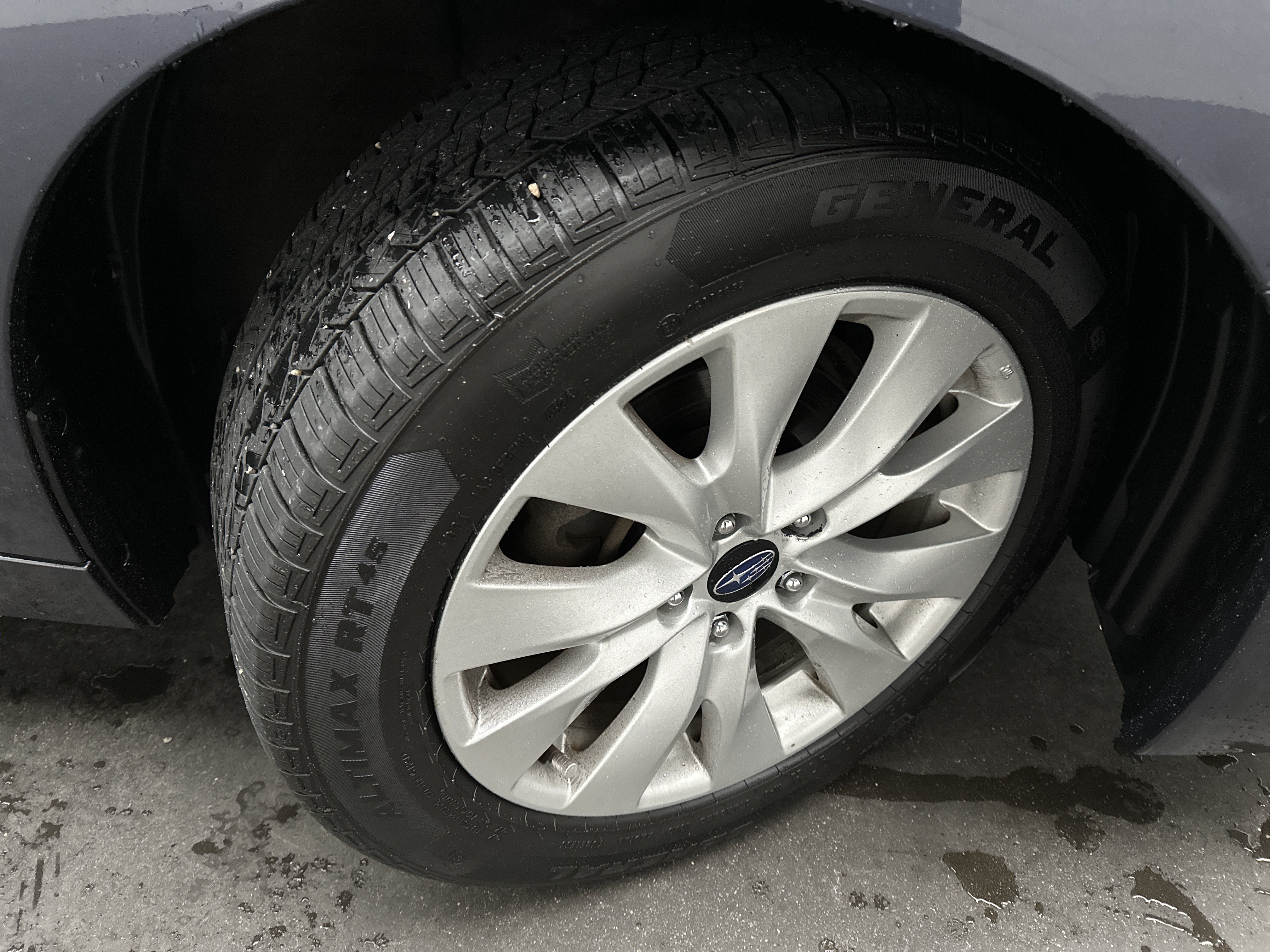 Used 2016 Subaru Legacy 2.5i Premium AWD/4WD image 10