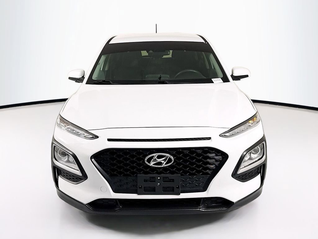 Used 2020 Hyundai Kona SE FWD image 2