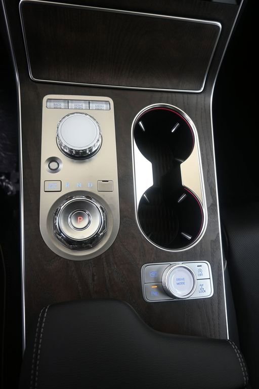 New 2025 Genesis GV80 2.5T Prestige image 32