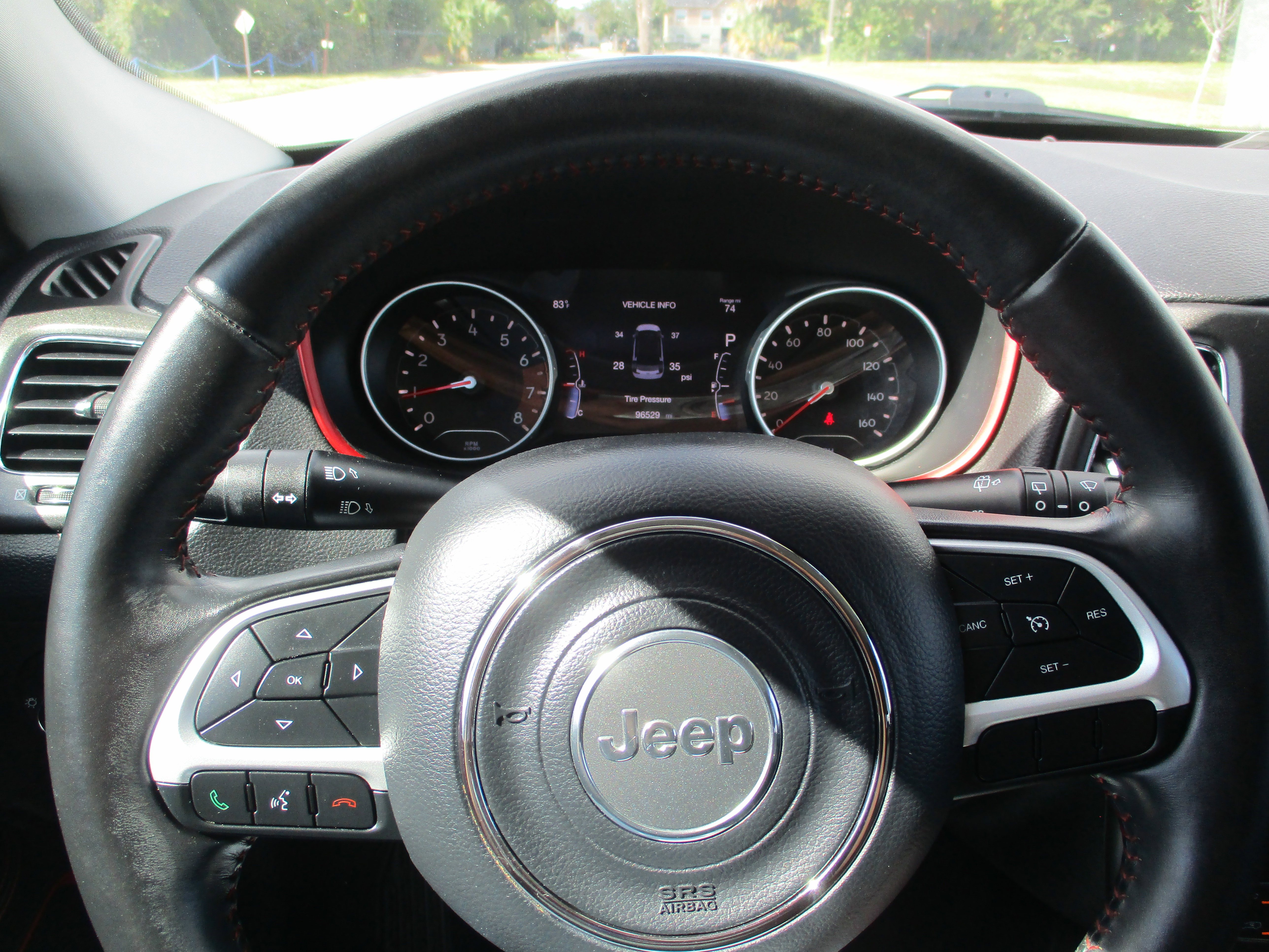 Used 2019 Jeep Compass Trailhawk image 17