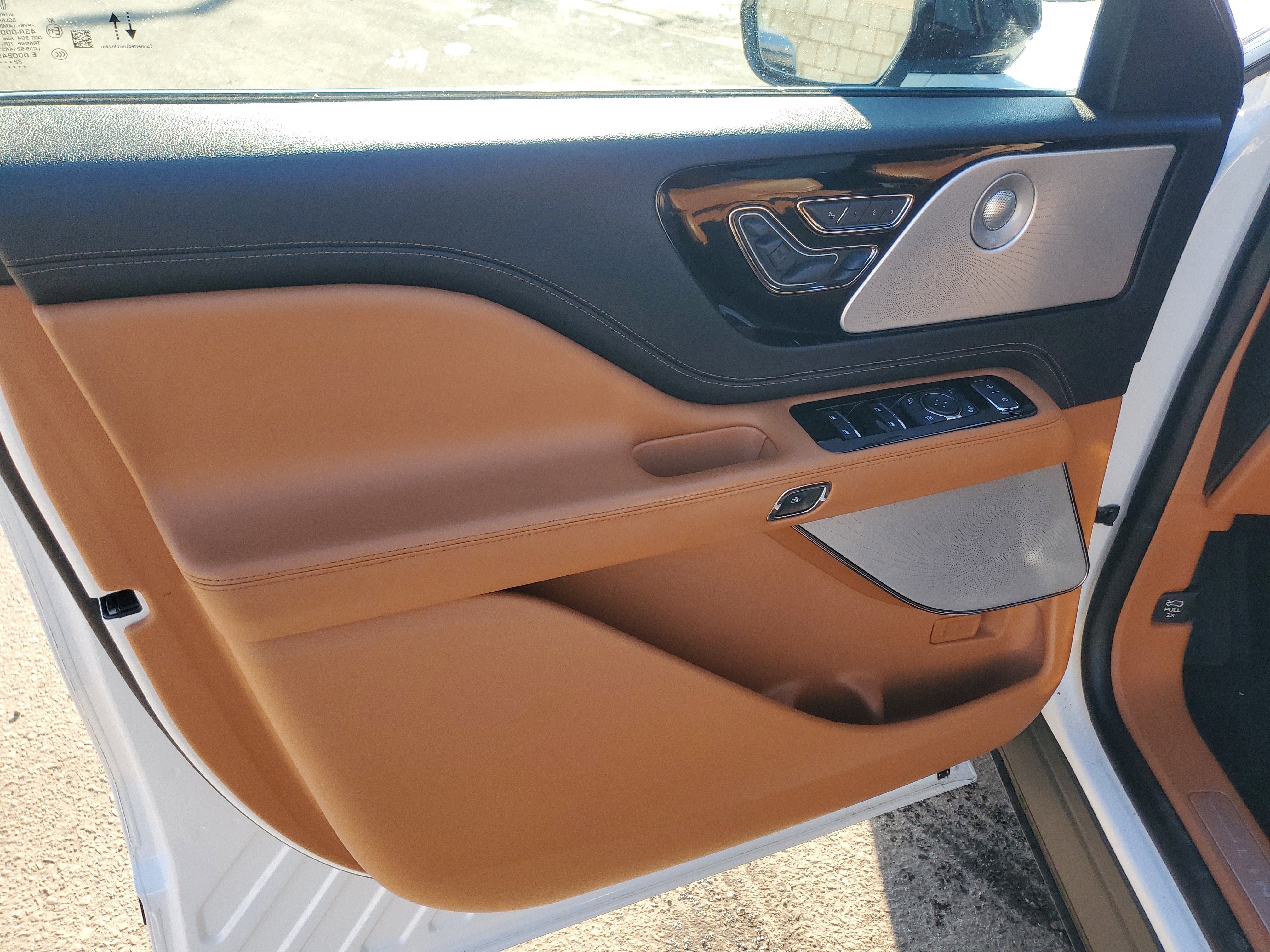 Used 2023 Lincoln Aviator Black Label image 10