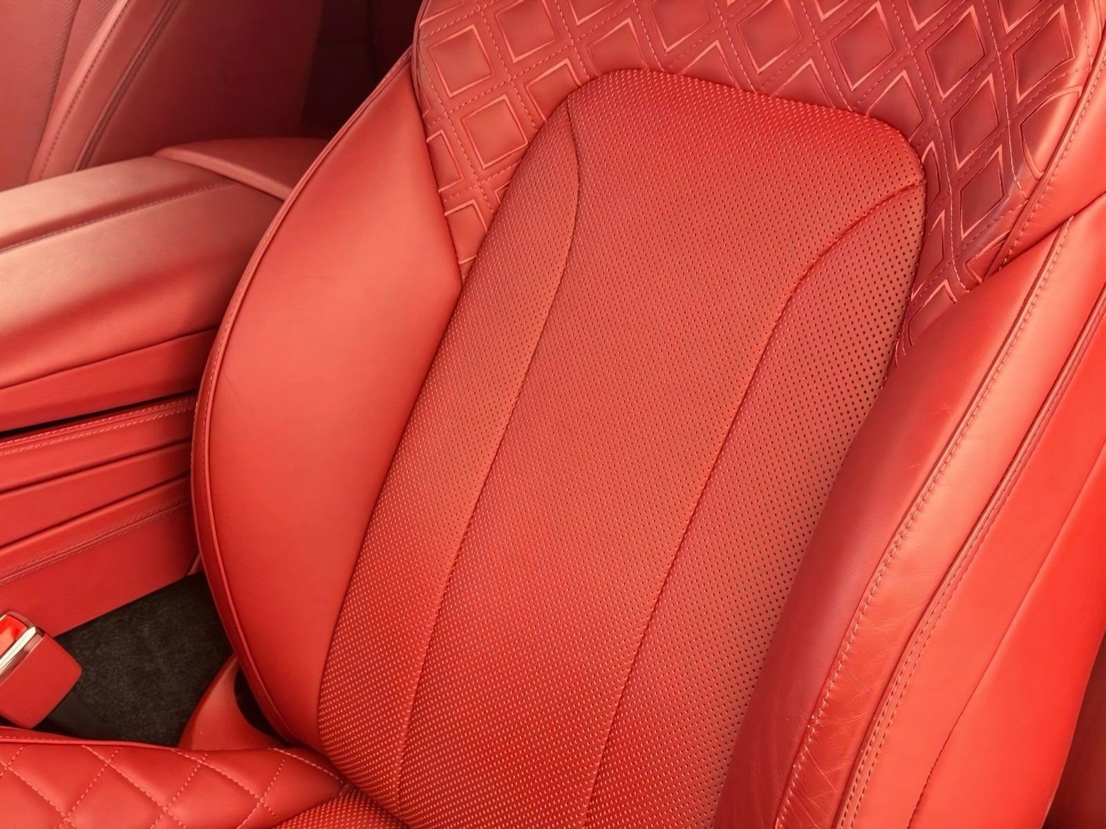 Used 2023 Bentley Continental GT Azure AWD/4WD image 7