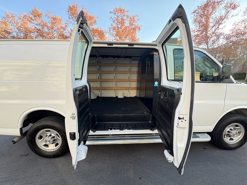 Used 2024 Chevrolet Express 2500 Work Van w/ Driver Convenience Package image 16