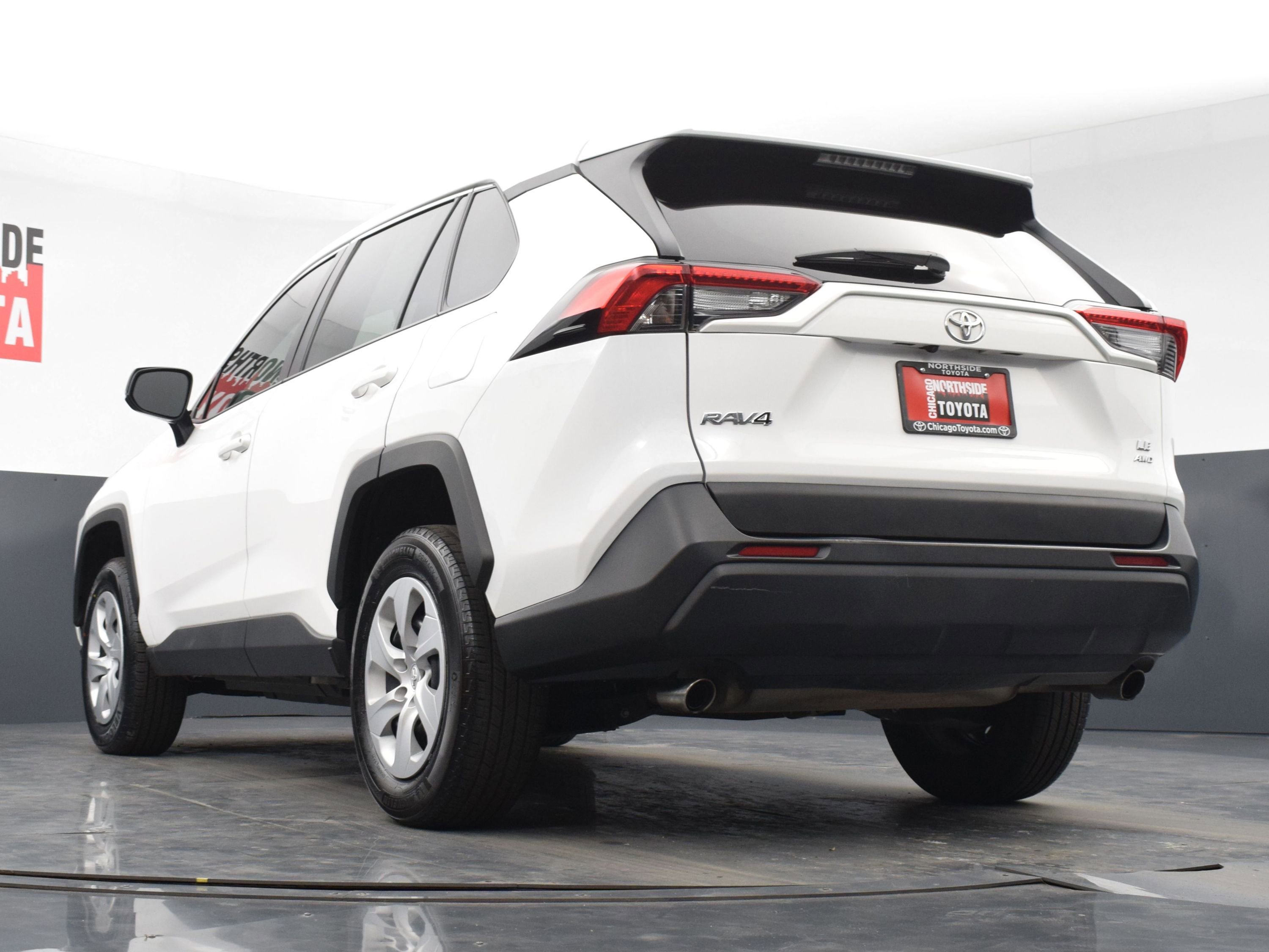 Used 2024 Toyota RAV4 LE AWD/4WD image 26
