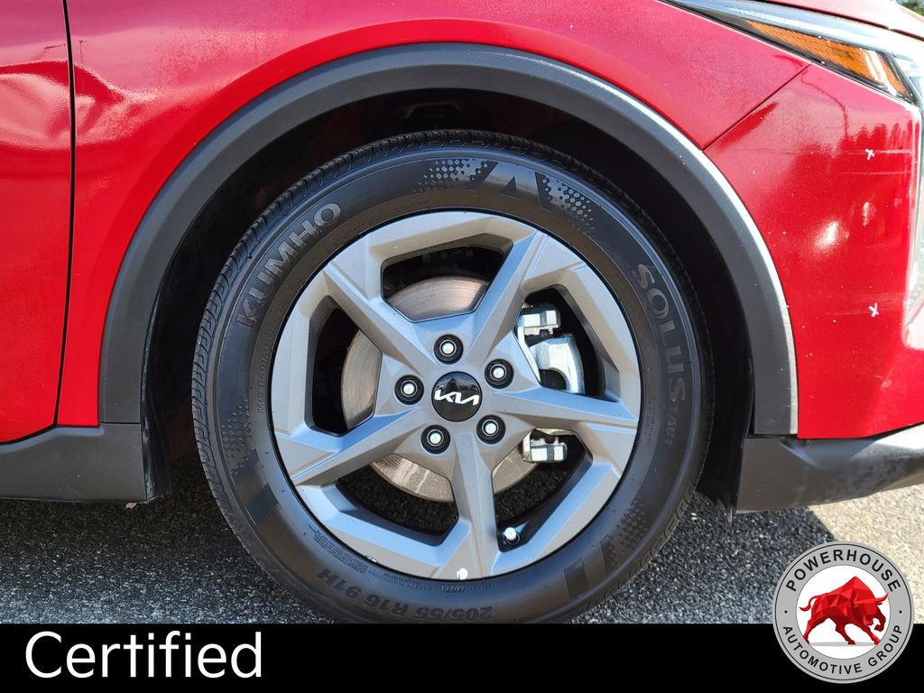 Used 2025 Kia K4 LXS image 12