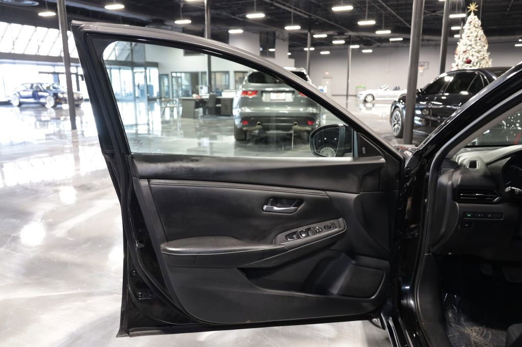 Used 2020 Nissan Sentra S image 10