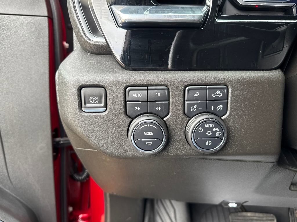 Used 2024 Chevrolet Silverado 2500 High Country AWD/4WD image 20