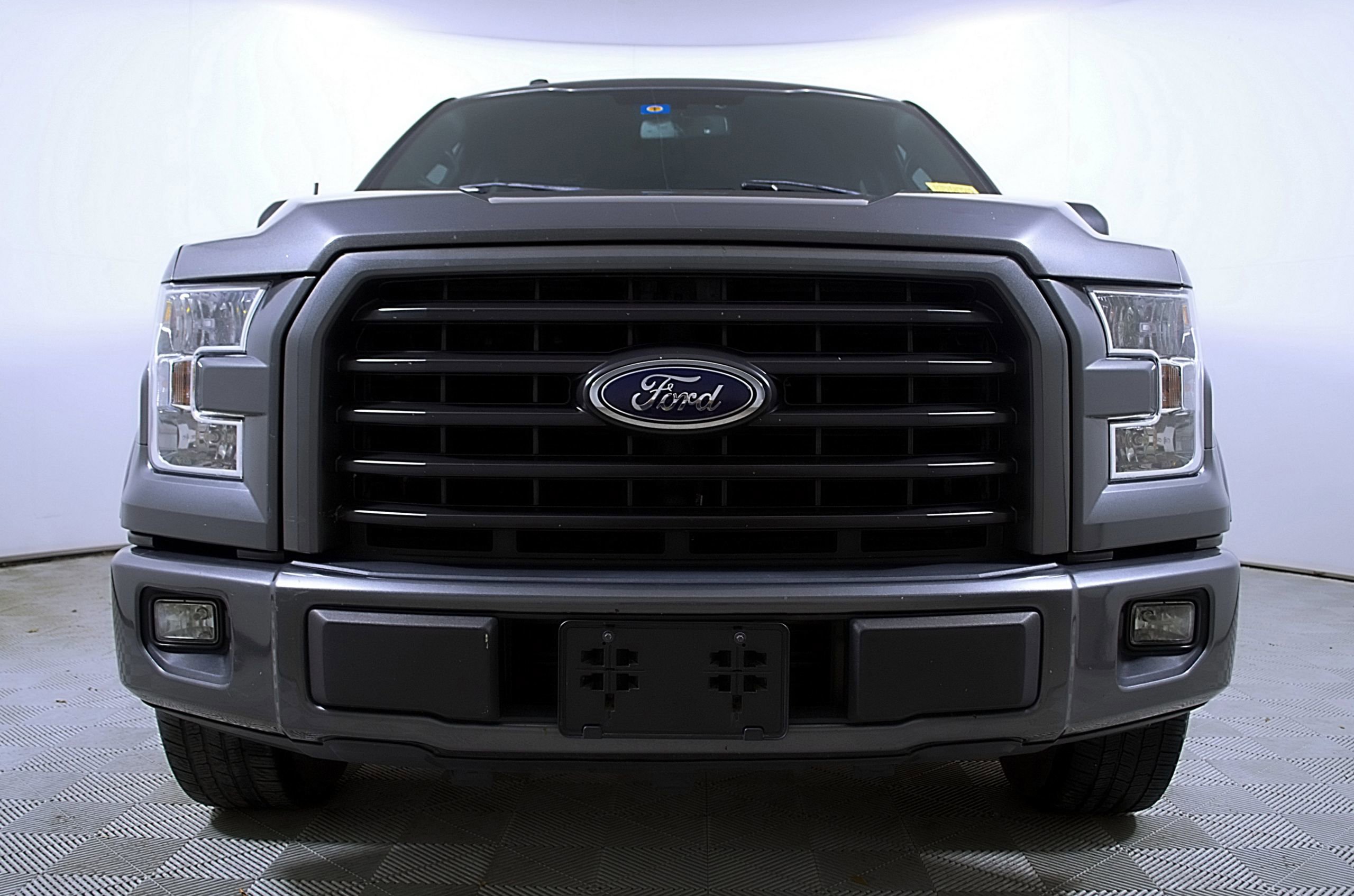 Used 2016 Ford F150 XLT w/ Equipment Group 302A Luxury image 5