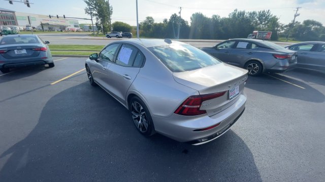 Used 2024 Volvo S60 B5 Core w/ Climate Package AWD/4WD image 8