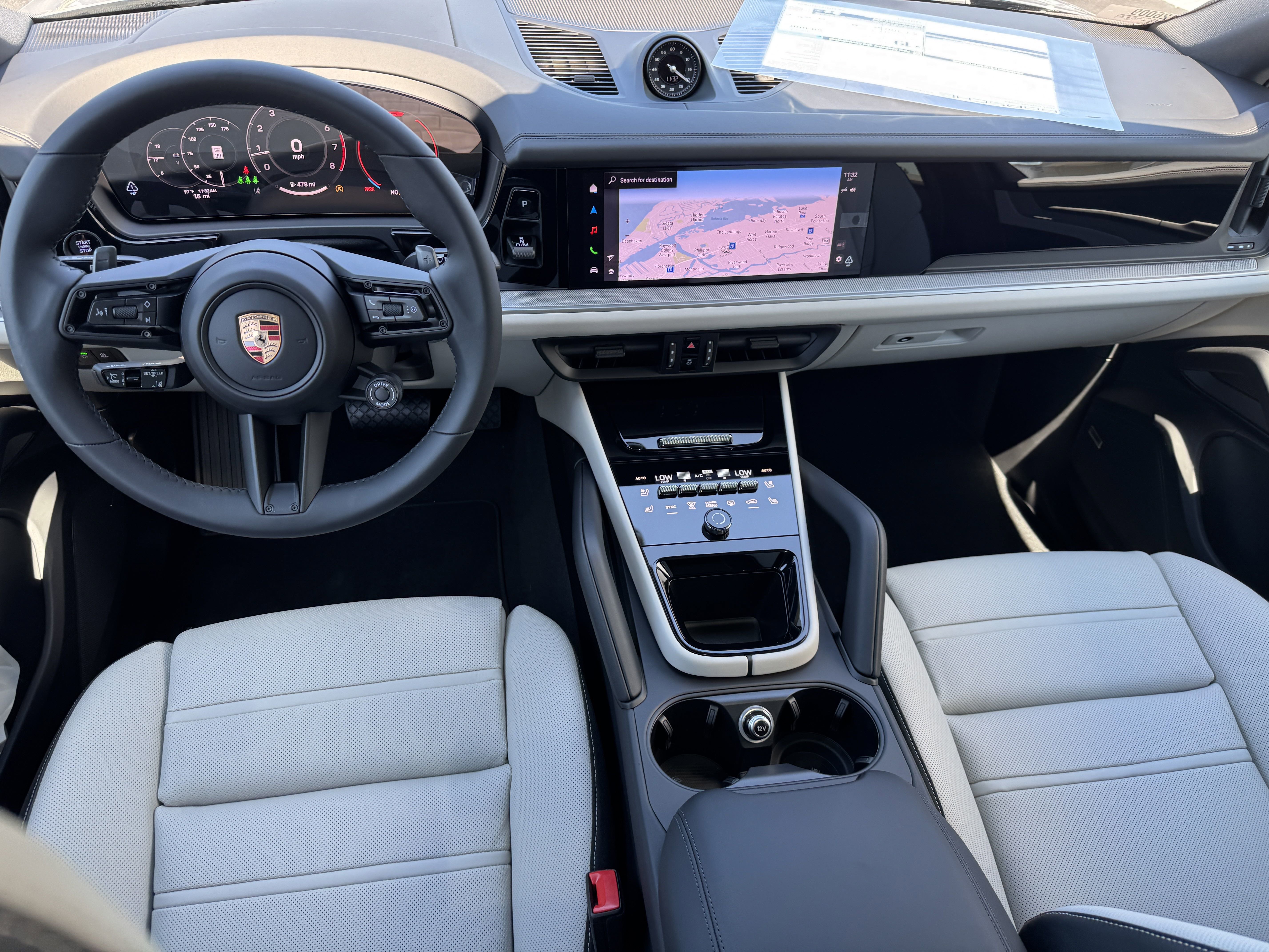 New 2026 Porsche Cayenne Coupe image 17