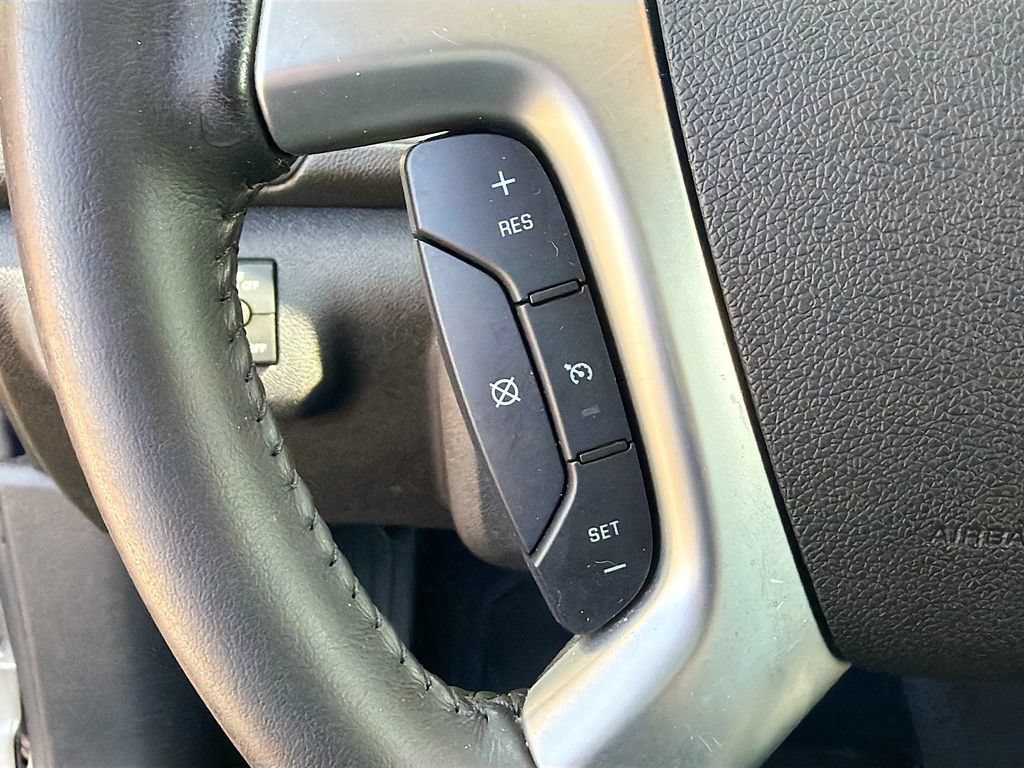 Used 2017 Chevrolet Traverse LT w/ Style and Technology Package FWD image 36