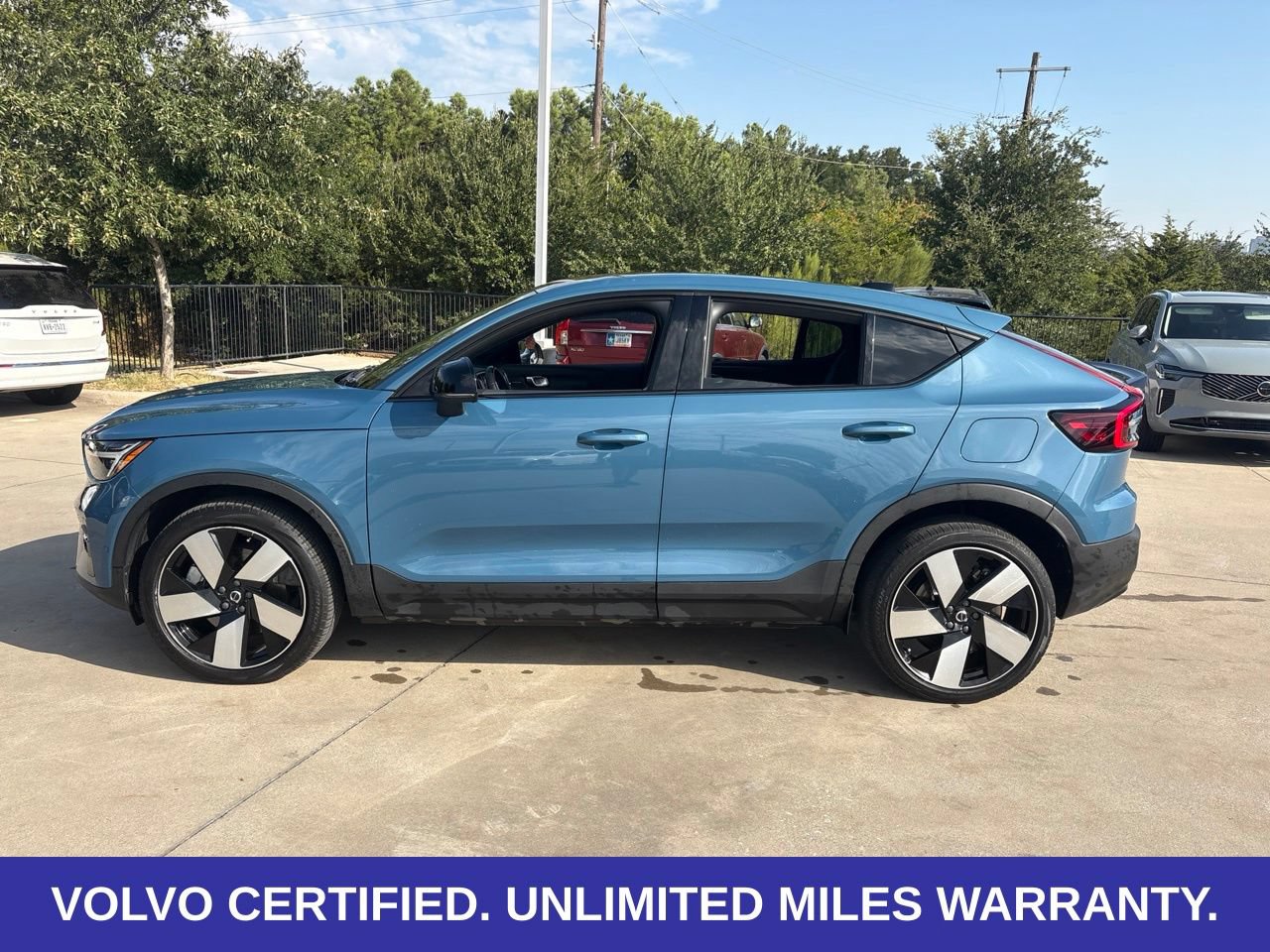 Certified 2023 Volvo C40 P8 Recharge Ultimate w/ Protection Package Premier AWD/4WD image 10