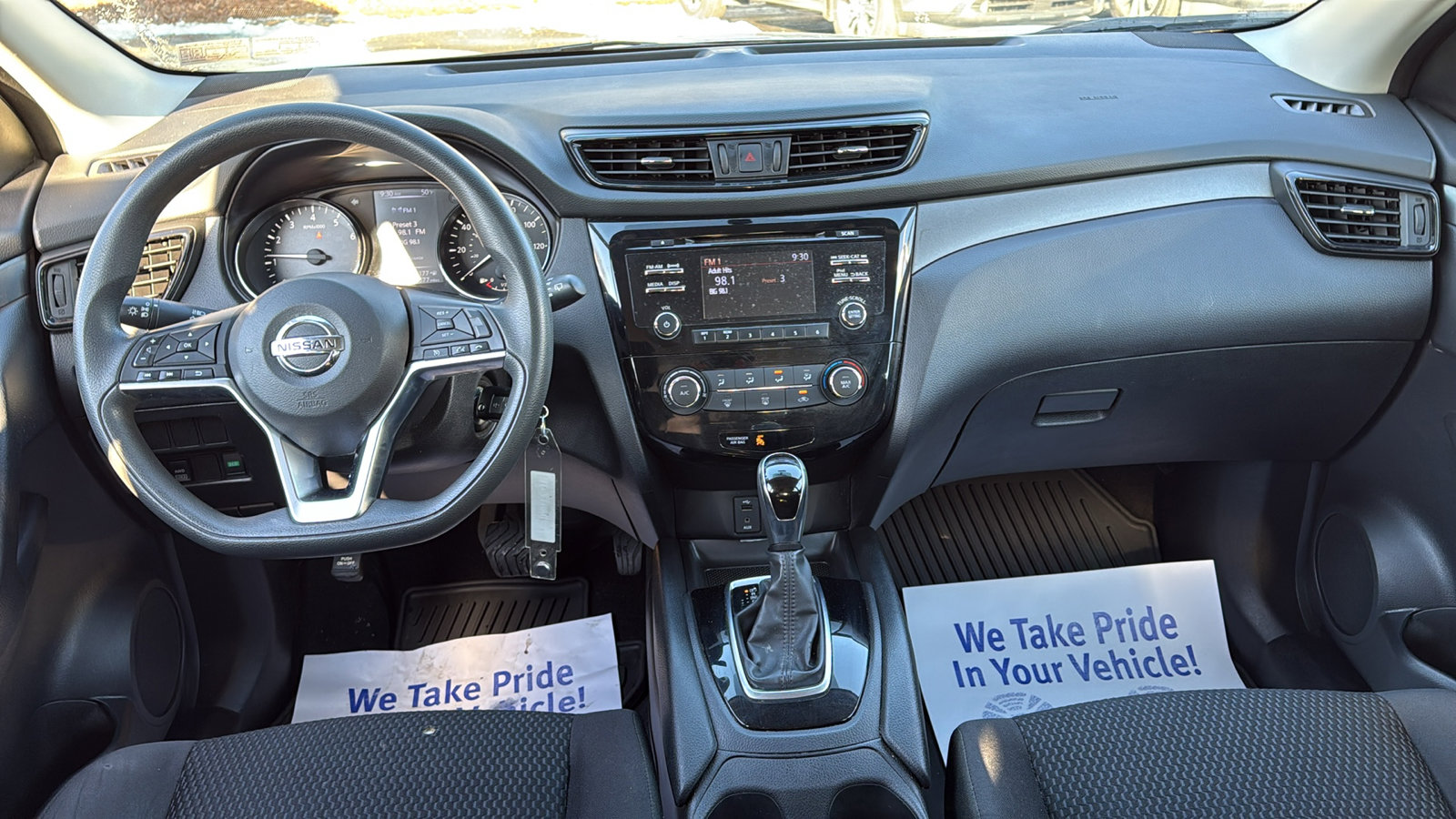 Used 2018 Nissan Rogue Sport S image 5