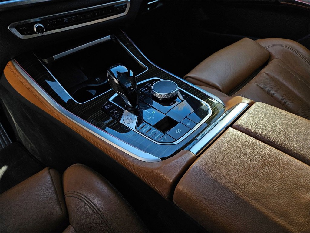 Used 2021 BMW X5 xDrive40i w/ Convenience Package image 14