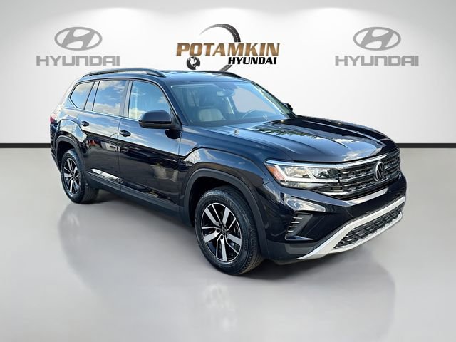 Used 2022 Volkswagen Atlas SE image 3