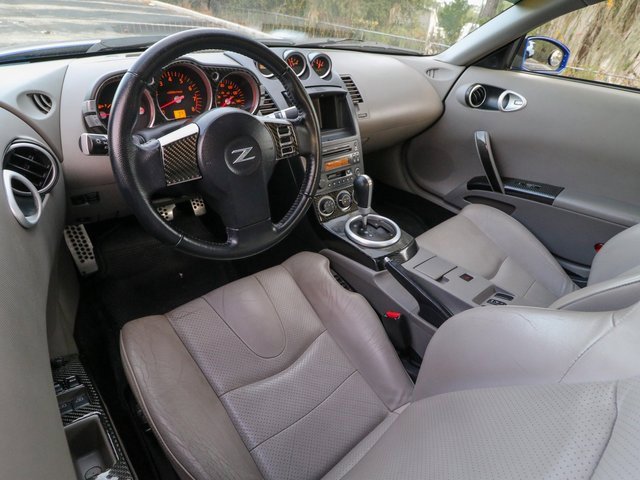 Used 2004 Nissan 350Z Touring image 16