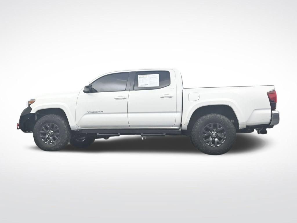 Used 2022 Toyota Tacoma SR5 AWD/4WD image 36