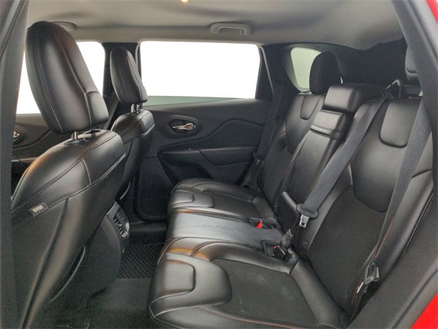 Used 2019 Jeep Cherokee Trailhawk w/ Cold Weather Group image 37