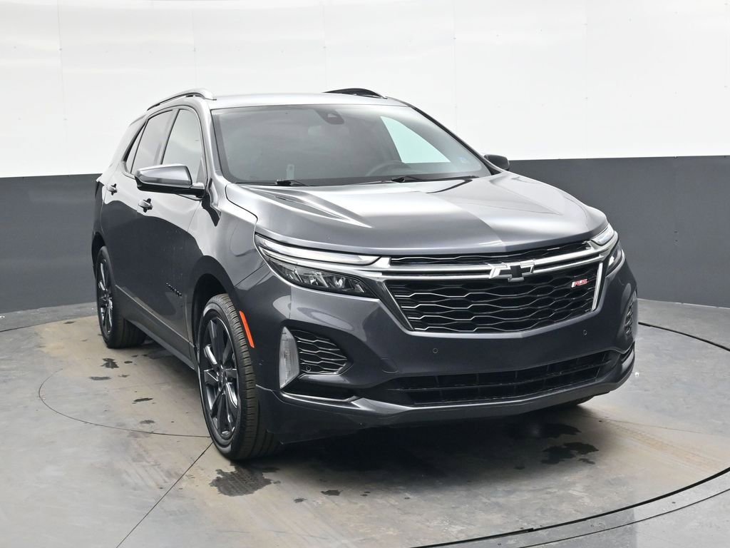 Used 2023 Chevrolet Equinox RS image 1