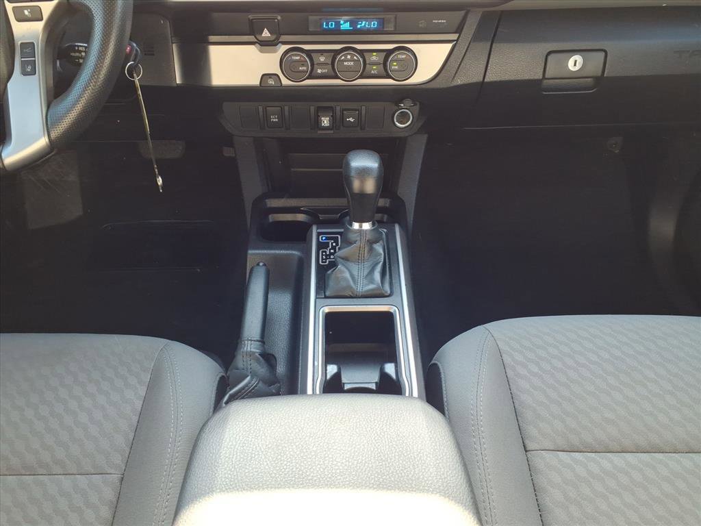Used 2022 Toyota Tacoma SR5 image 18