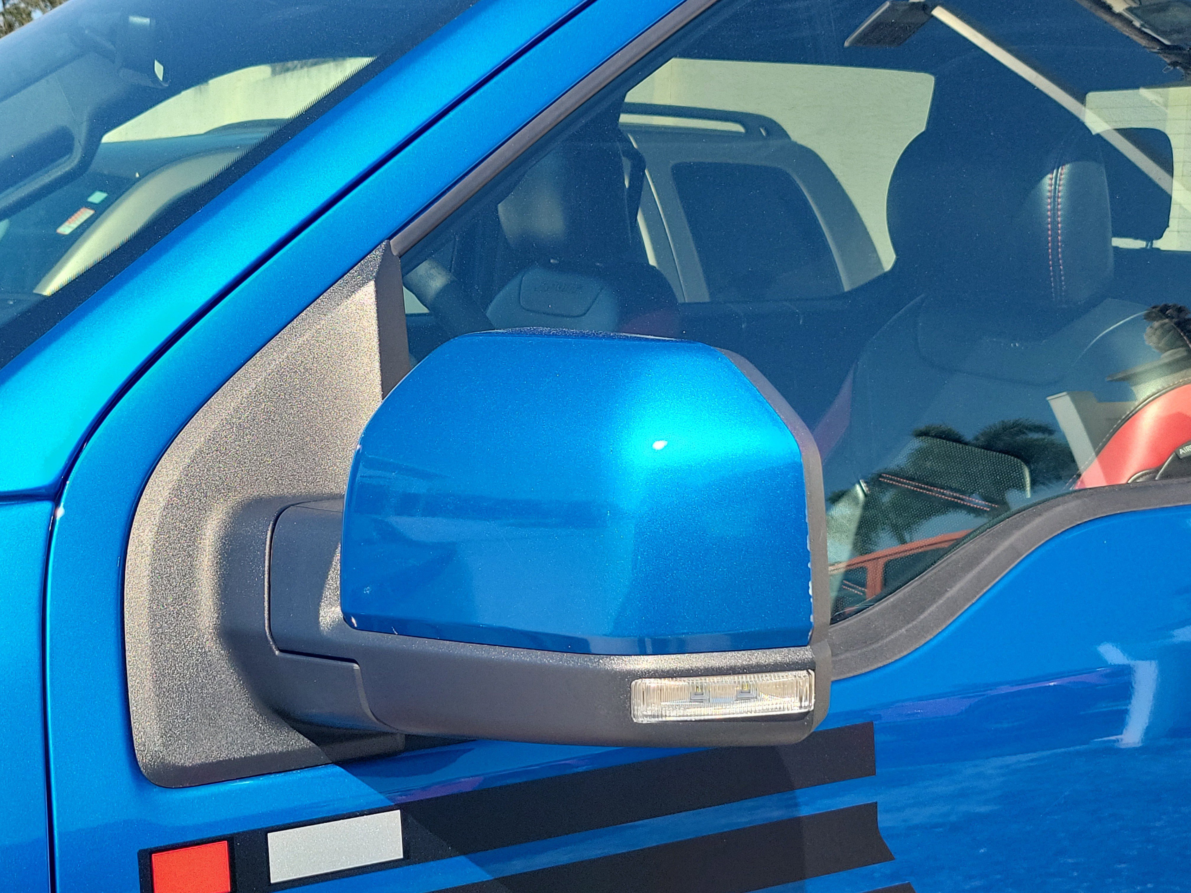 Used 2019 Ford F150 Lariat image 6