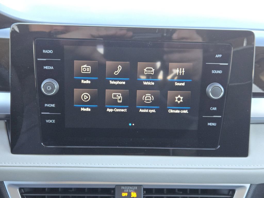 New 2026 Volkswagen Taos SE image 14