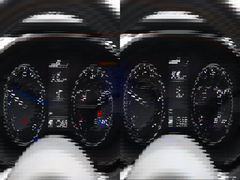 Used 2022 Subaru Ascent Limited w/ Technology Package image 32