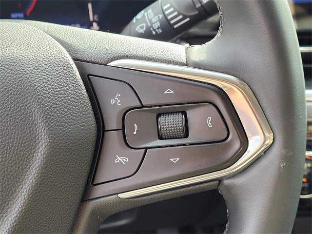 Used 2024 Chevrolet Trax ACTIV w/ Sunroof Package image 16