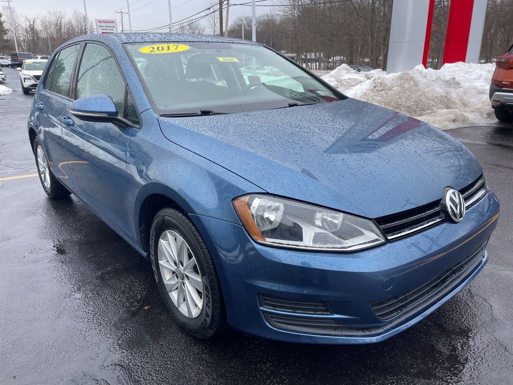 Used 2017 Volkswagen Golf S image 8