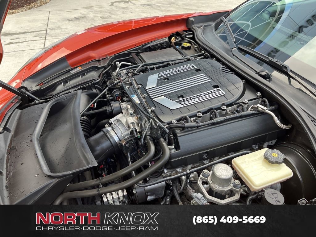 Used 2015 Chevrolet Corvette Z06 w/ 3LZ Preferred Equipment Group image 4