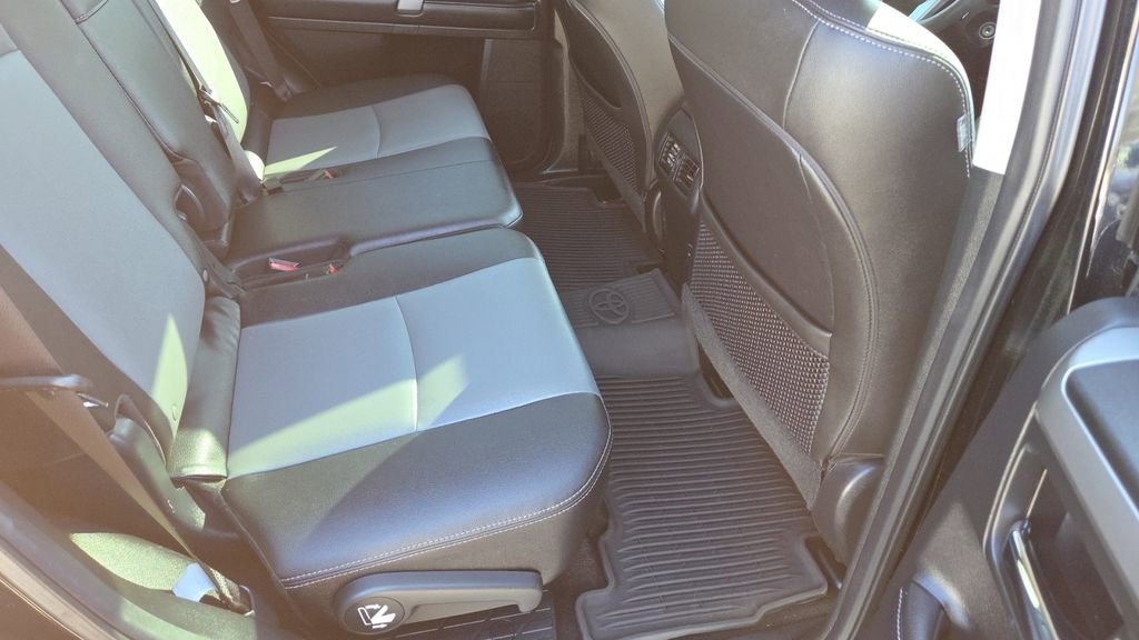 Used 2019 Toyota 4Runner SR5 image 28